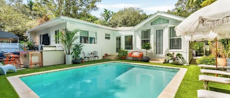 House (3 Bedrooms) | Front of property