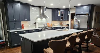 Brand new 2000 sq feet open floor plan 20min from Buffalo Bills New stadium