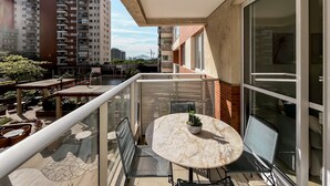 Unclassified image, 4 of 29, button - 2BR Apt Balcony w View - Barra Ol Mpica Jw307 (Rio de Janeiro)