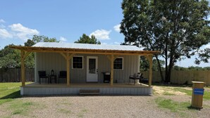 Unclassified image, 4 of 12, button - Cozy 1-bedroom cabin in serene Delight with AC (Delight)