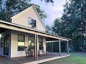 Exterior - The Shaker Cottage on Lake Mascoma (Enfield)