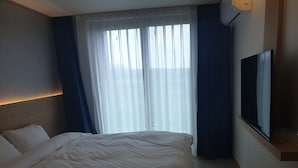 Unclassified image, 3 of 11, button - HEIDI TOWNHOUSE (Sokcho-si)