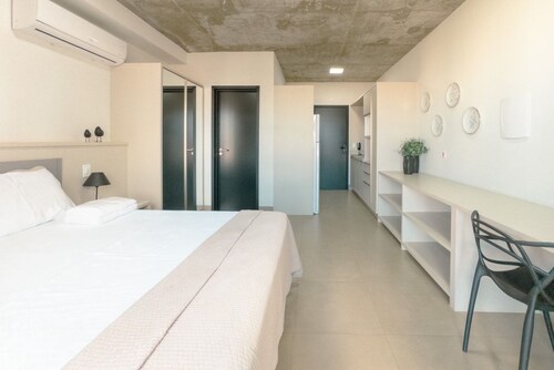 Charming Central Apartment for 2 - CA1104