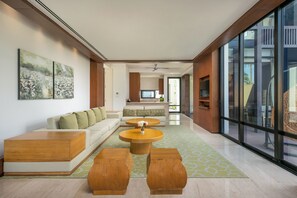 Villa, Pool View | Living area - Koaniva Hyatt Regency Da Nang Resort (Da Nang)