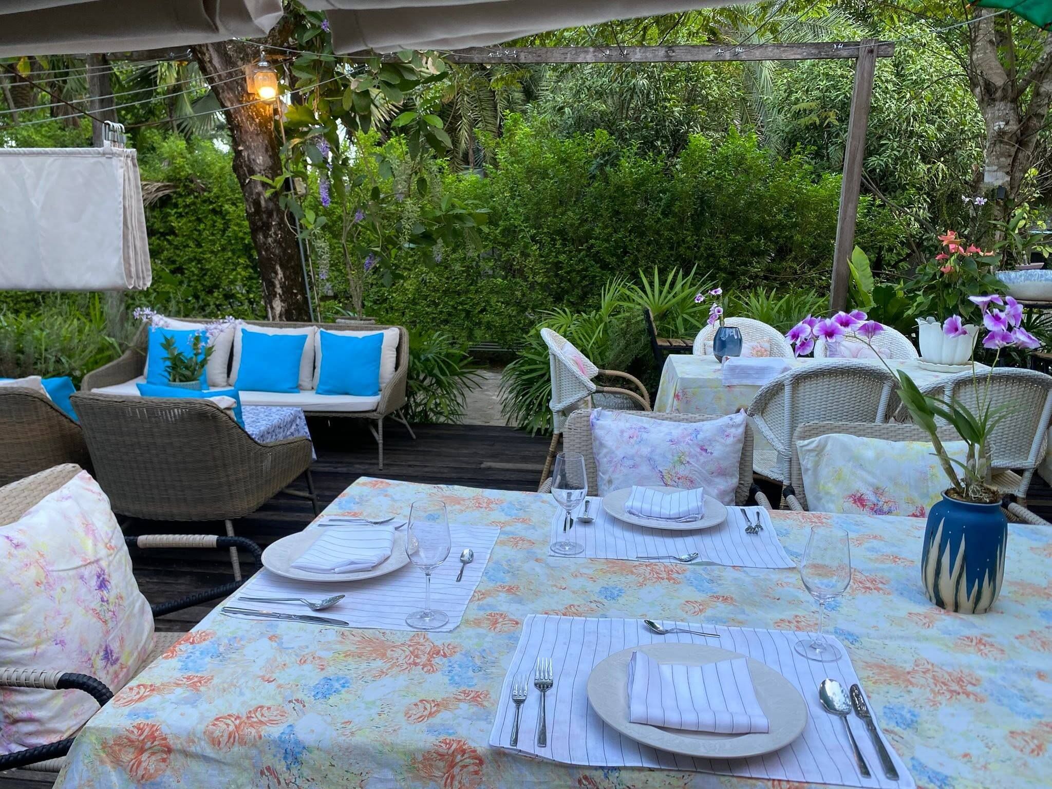 Casa, 2 habitaciones, balcón | Restaurante al aire libre