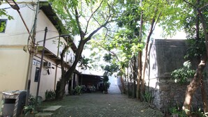 Property grounds - Hotel O near Ahmad Yani International  (Semarang)