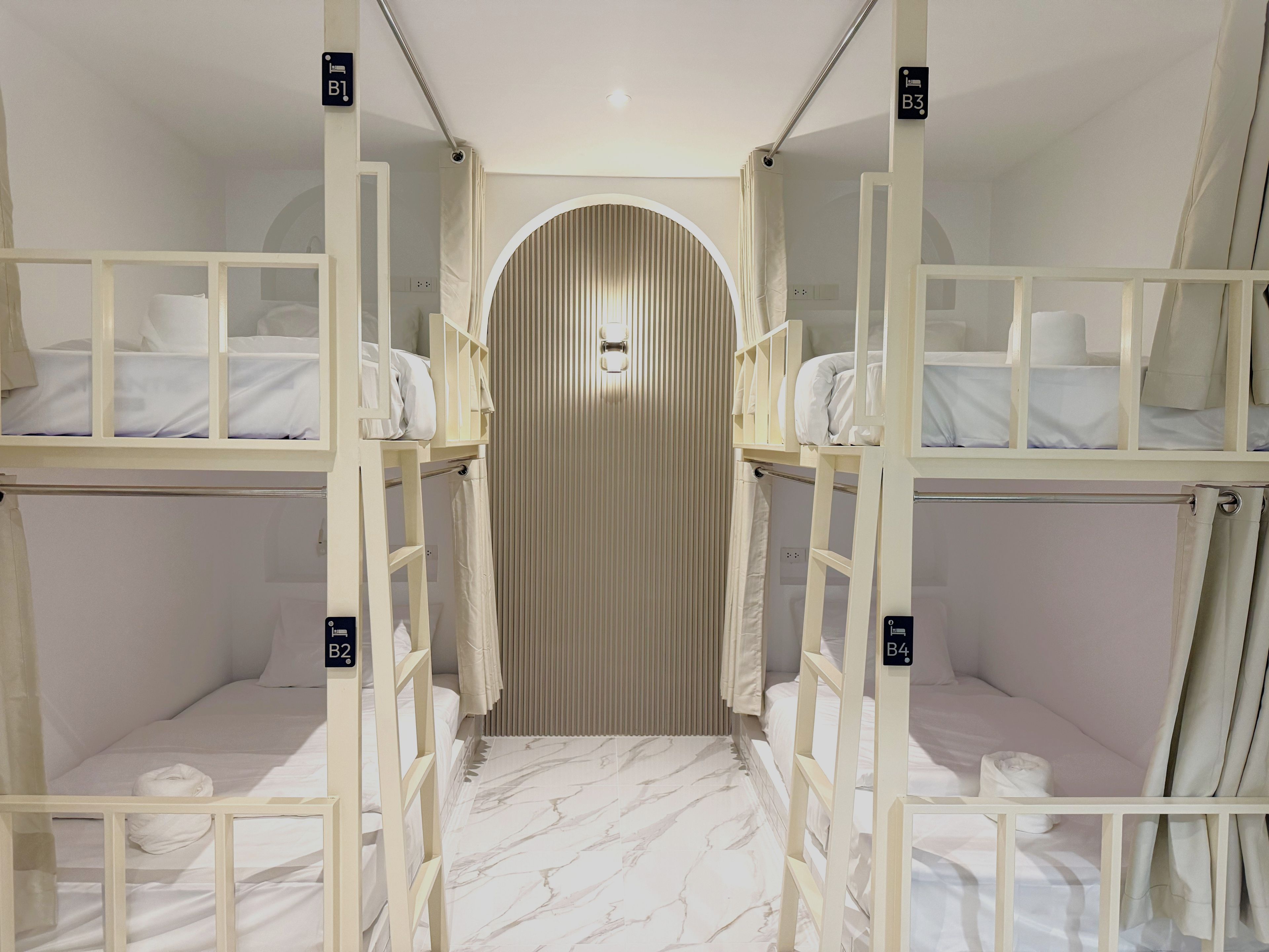 Standard Shared Dormitory | WiFi (free), bed sheets