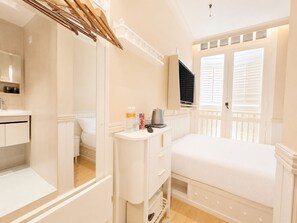Ảnh chưa phân loại, 2 trong số 40 ảnh, nút