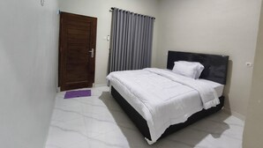 Unclassified image, 4 of 6, button - Sun Komodo Homestay (Kab. Manggarai Barat)