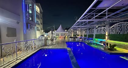 SUMMIT GUEST HOUSE