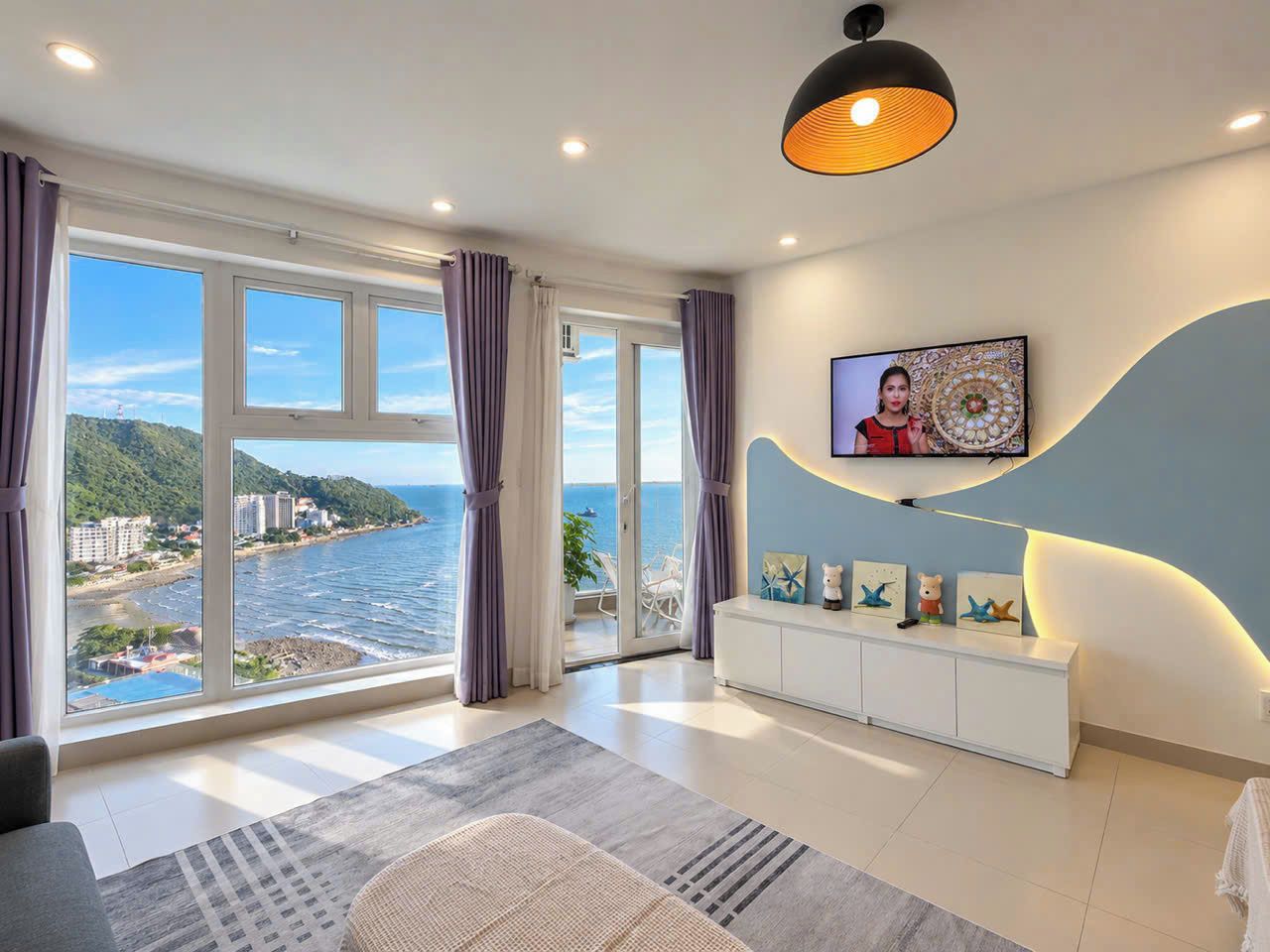 Departamento de lujo, 2 habitaciones, balcón, vista al mar | Vista desde la habitación