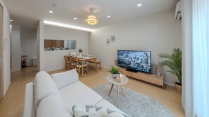 Living area - Nikyo Arashi  Villa in Osaka (Osaka city ,Nishinari-ku)