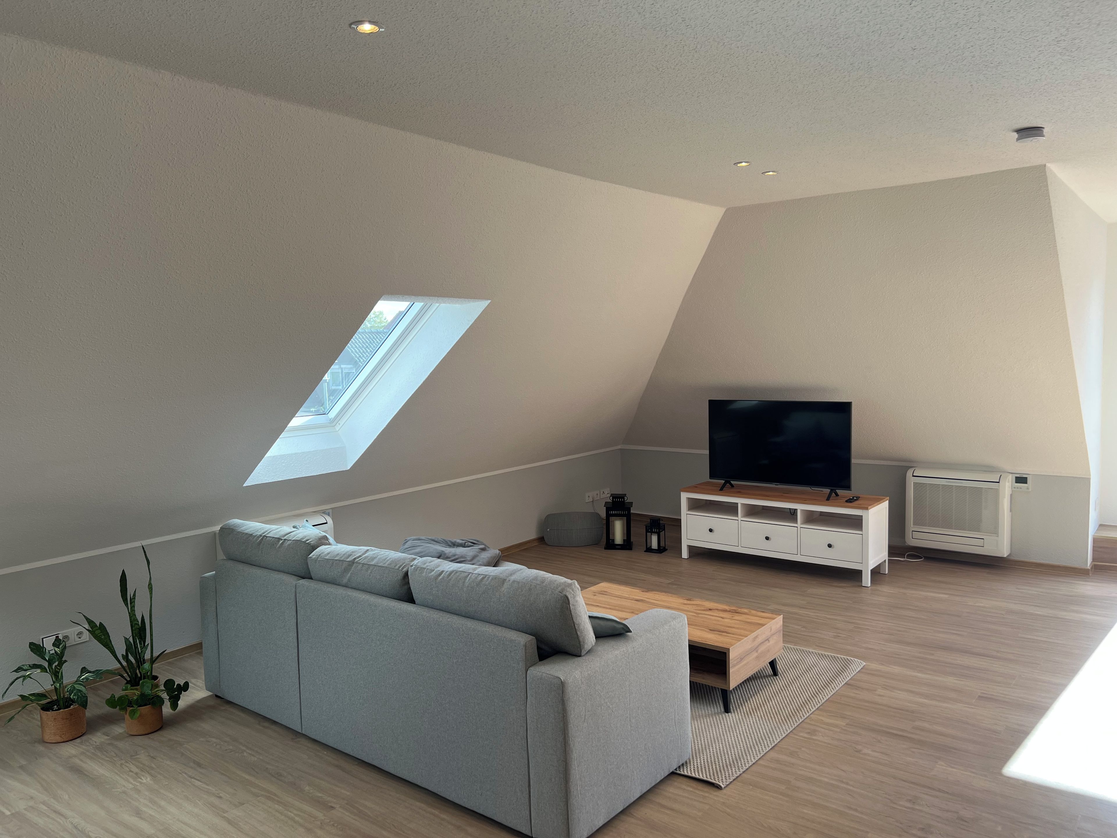 Ferienwohnung Rhododendronblüte - Wiefelstede
