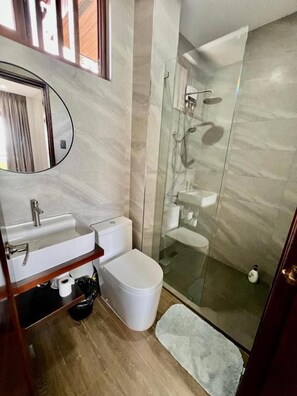 Chambre Double Confort, vue mer | Salle de bain