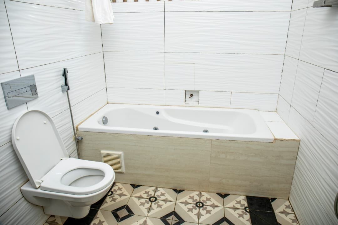 Luxury Suite | Bathroom