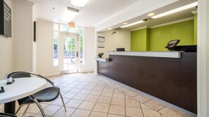 Lobby - 2 Queen bed|Non Smoking (Duluth)