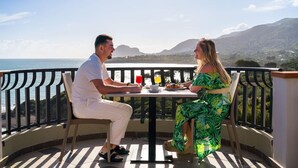 Outdoor dining - Carlton Hotel Riviera - Cefalu (Cefalù)