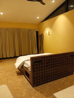 Ảnh chưa phân loại, 2 trong số 30 ảnh, nút