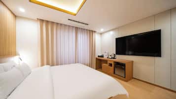 Standard Double Room Single Use | Free WiFi