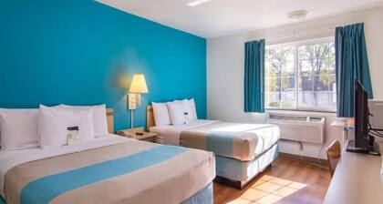 2 queen beds|mobility accessible|Nsmk