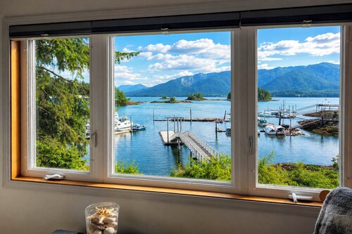 Ketchikan Oceanfront Retreat | Dock On-Site, Beach