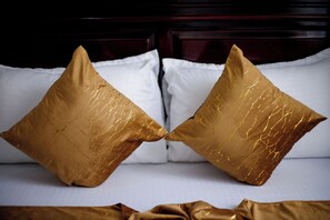 Ảnh chưa phân loại, 3 trong số 5 ảnh, nút