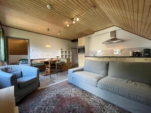 Comfort Apartment, Mountain View | Living area - Gasthof Hochalmspitze (Malta)