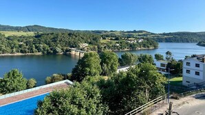 Superior Double or Twin Room, Balcony, River View | Terrace/patio - Hotel Henko (Portomarín)