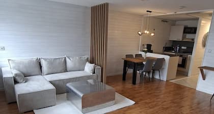 Panorama-Apartment im Schwarzwald I Terrasse & Pool