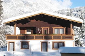 Exterior - Romantic mountain accommodation on the 1st floor (Leutasch)