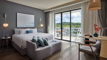 Habitación doble superior, balcón | Escritorio, espacio para trabajar con un portátil, cortinas opacas