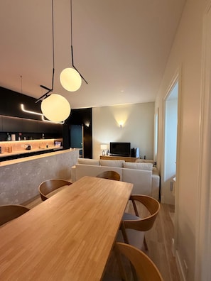 Unclassified image, 3 of 18, button - Vrbo Property (Lisboa)