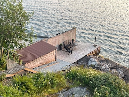 Sea House With Private Dock Near Bergen & Flesland