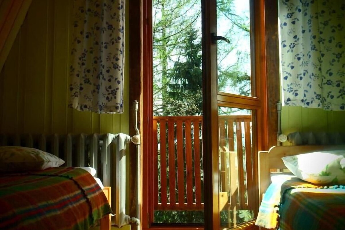 Basic Triple Room, Garden View