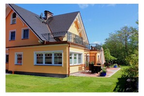 Untagged - Holiday home in Zingst with swimming pool (Zingst)