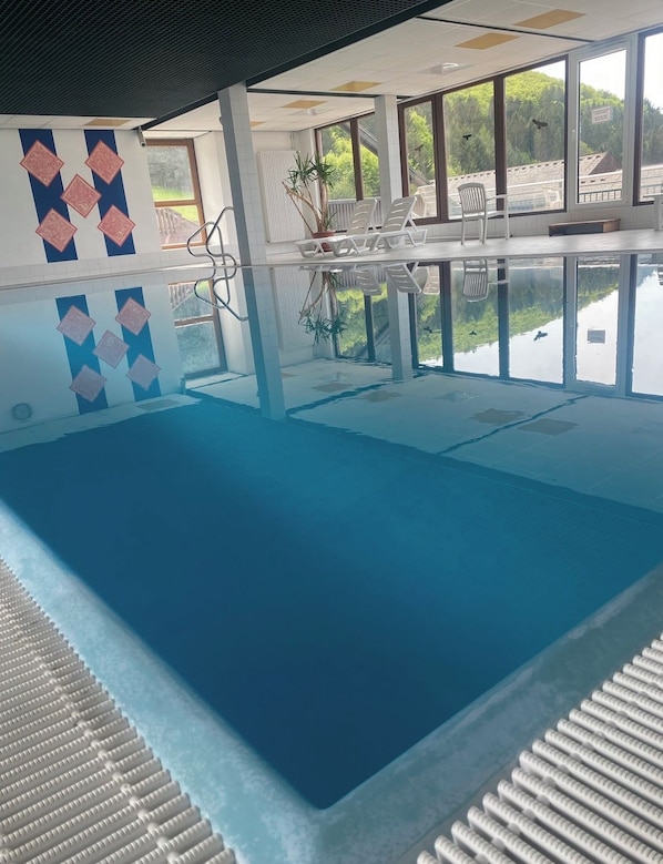 Pool - Panorama-Maisonette Schwarzwald I Pool & Terrasse (Sasbachwalden)