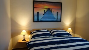 Room - Apartment Koserow, Förster-Schrödter-Straße with Terrace and Wi-Fi (Koserow)