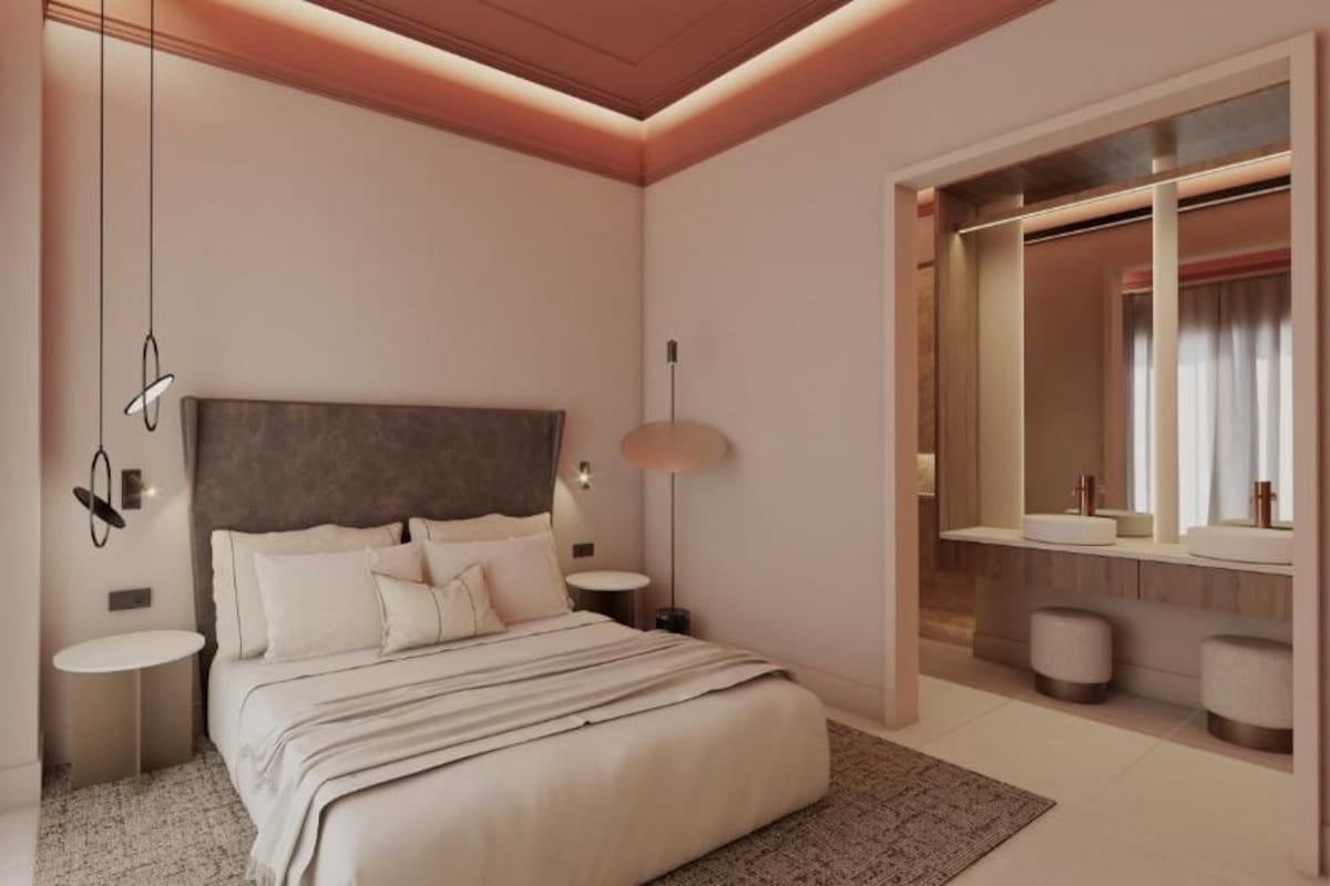 Comfort-Doppelzimmer, Blick auf den Innenhof | Zimmersafe, laptopgeeigneter Arbeitsplatz, Verdunkelungsvorhänge