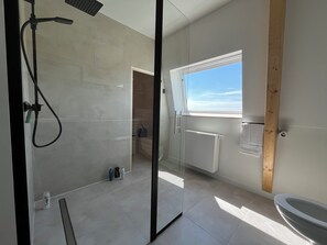 Unclassified image, 3 of 8, button - Vrbo Property (Koksijde)