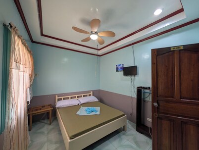 Serenity Oceanside Guest House