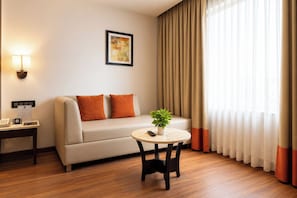 Ảnh chưa phân loại, 4 trong số 16 ảnh, nút
