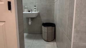 Zimmer, 1 Schlafzimmer | Badezimmer