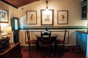 Dining - Regal House Castel Gandolfo Golf 35 (Castel Gandolfo)