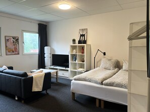 Living area - Rentalux Hostel (Timrå)
