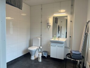 Bathroom - Rentalux Hostel (Timrå)