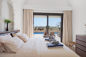 Deluxe Villa, Private Pool - Designer Golf Villa -Pool & Serene Views (El Gouna)