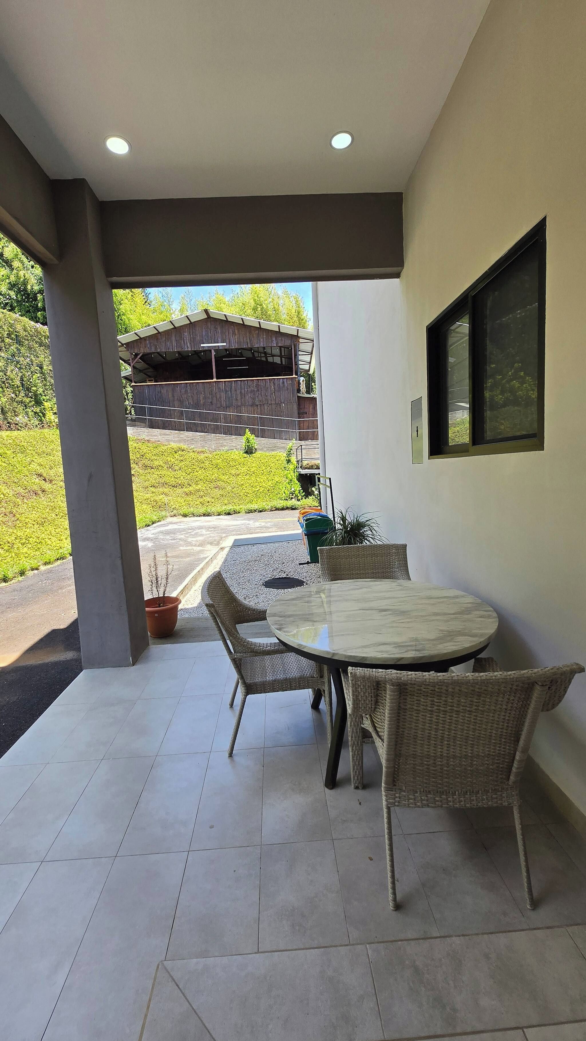 Outdoor dining