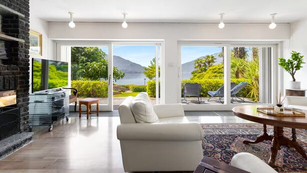 Living area - Villa on Lake Como, Relax [Parking and WiFi] (Gera Lario)