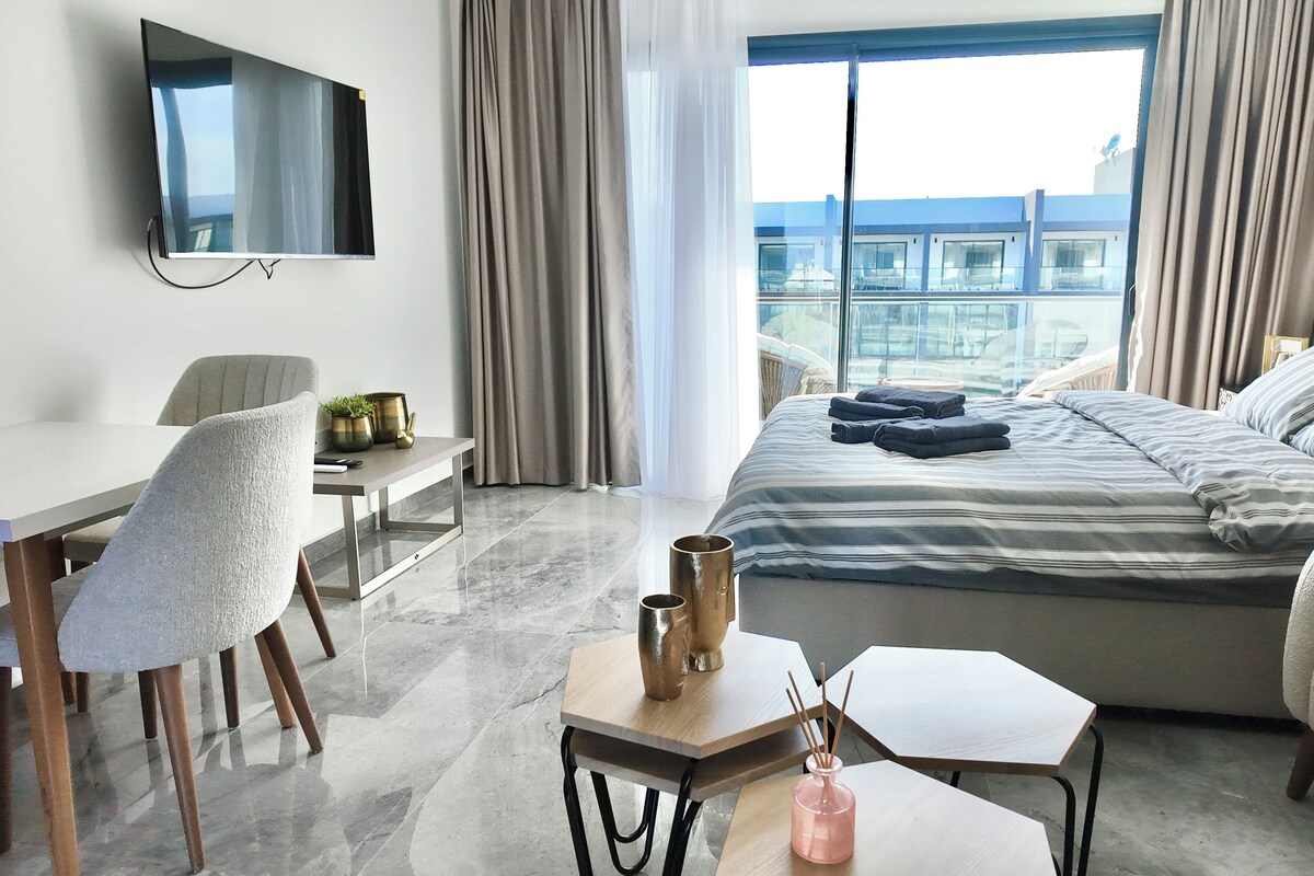 Stüdyo, Balkon | Ücretsiz kablosuz İnternet, çarşaf takımı 