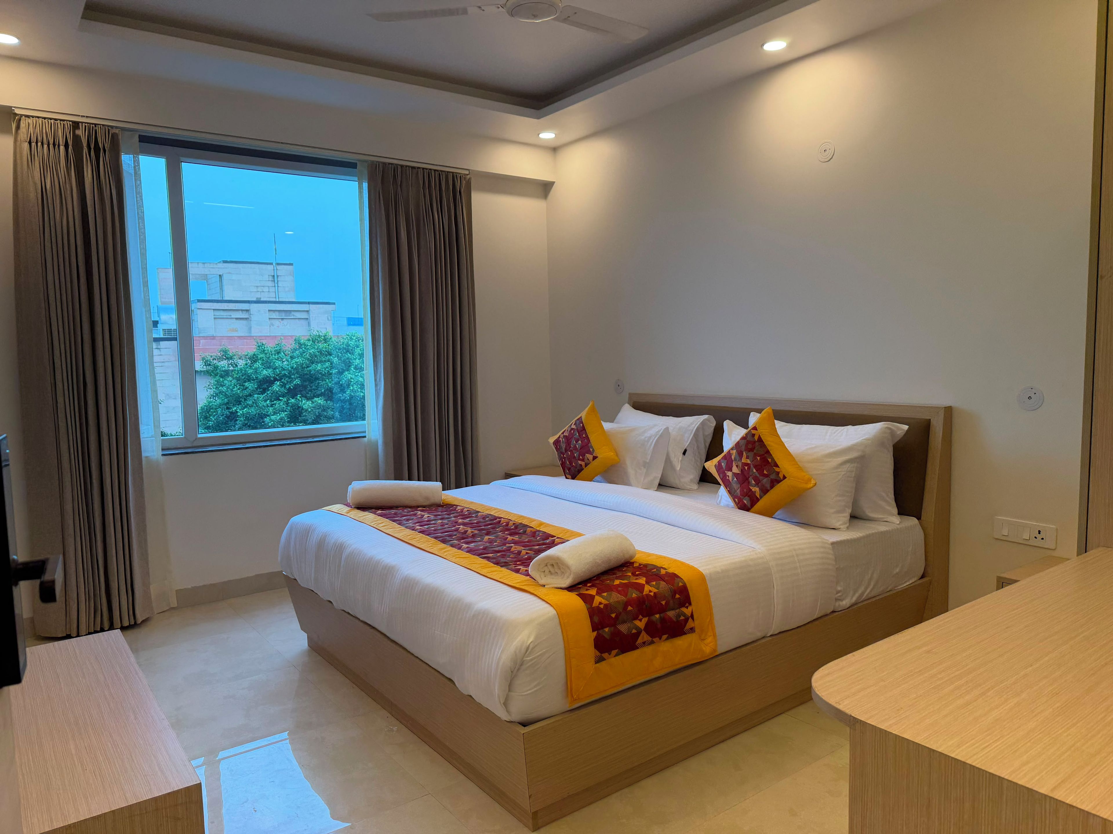 Executive Double Room, City View | Desk, laptop workspace, free WiFi